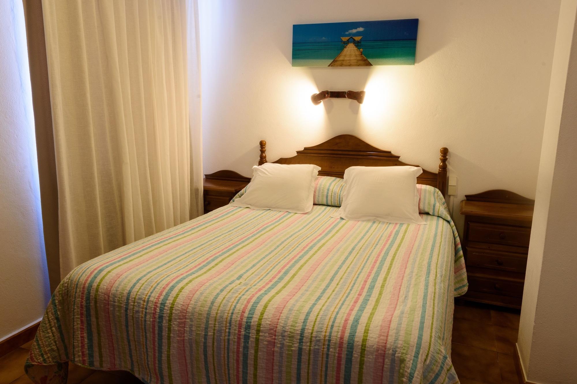 Hostal La Isla Mahón Exterior foto